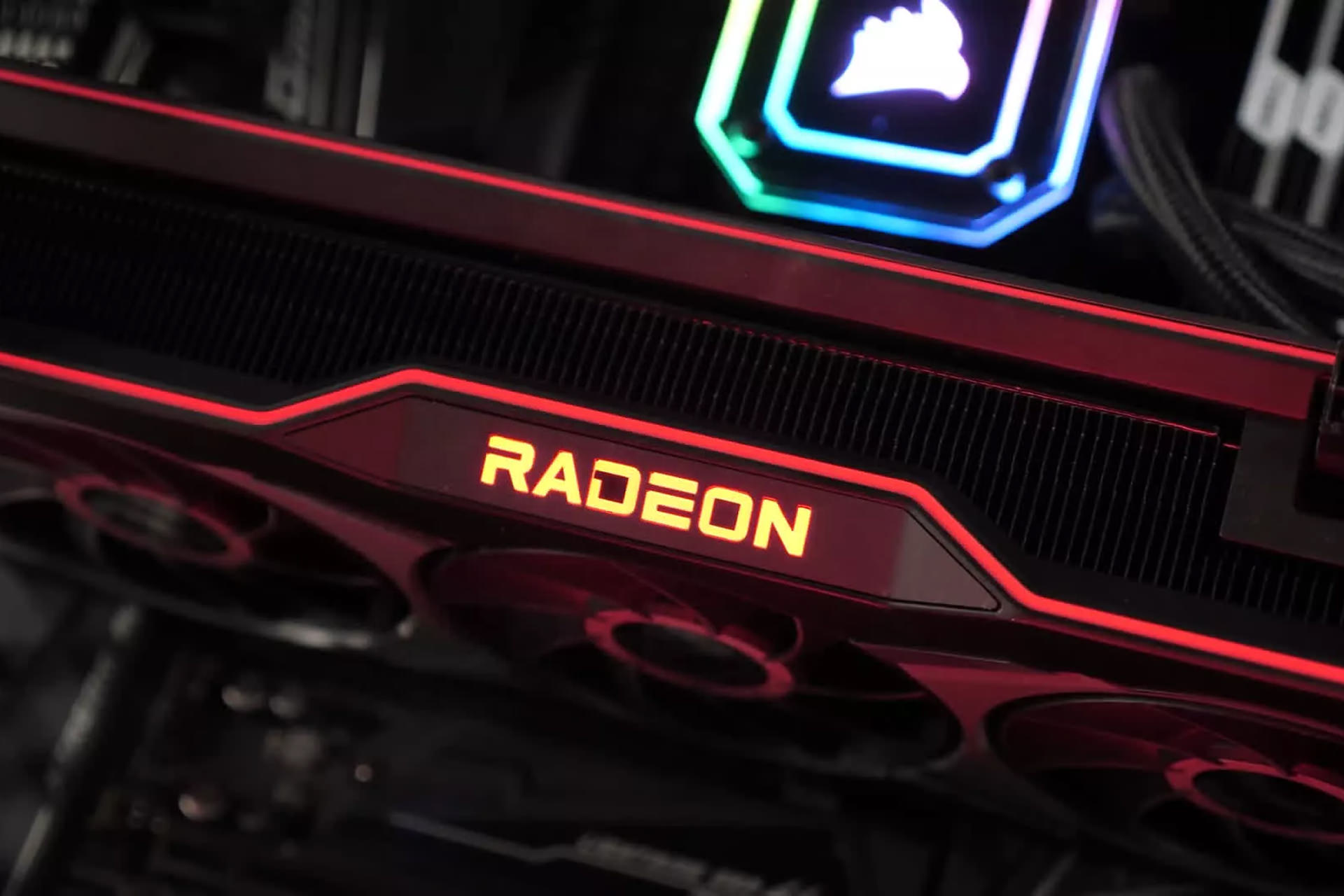کارت گرافیک AMD RX 9060 XT معرفی شد؛ رقیب RTX 5060