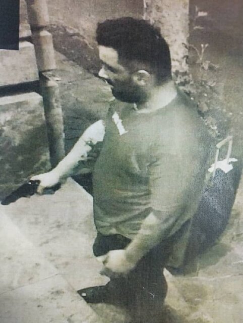 سارق مسلح را شناسایی کنید