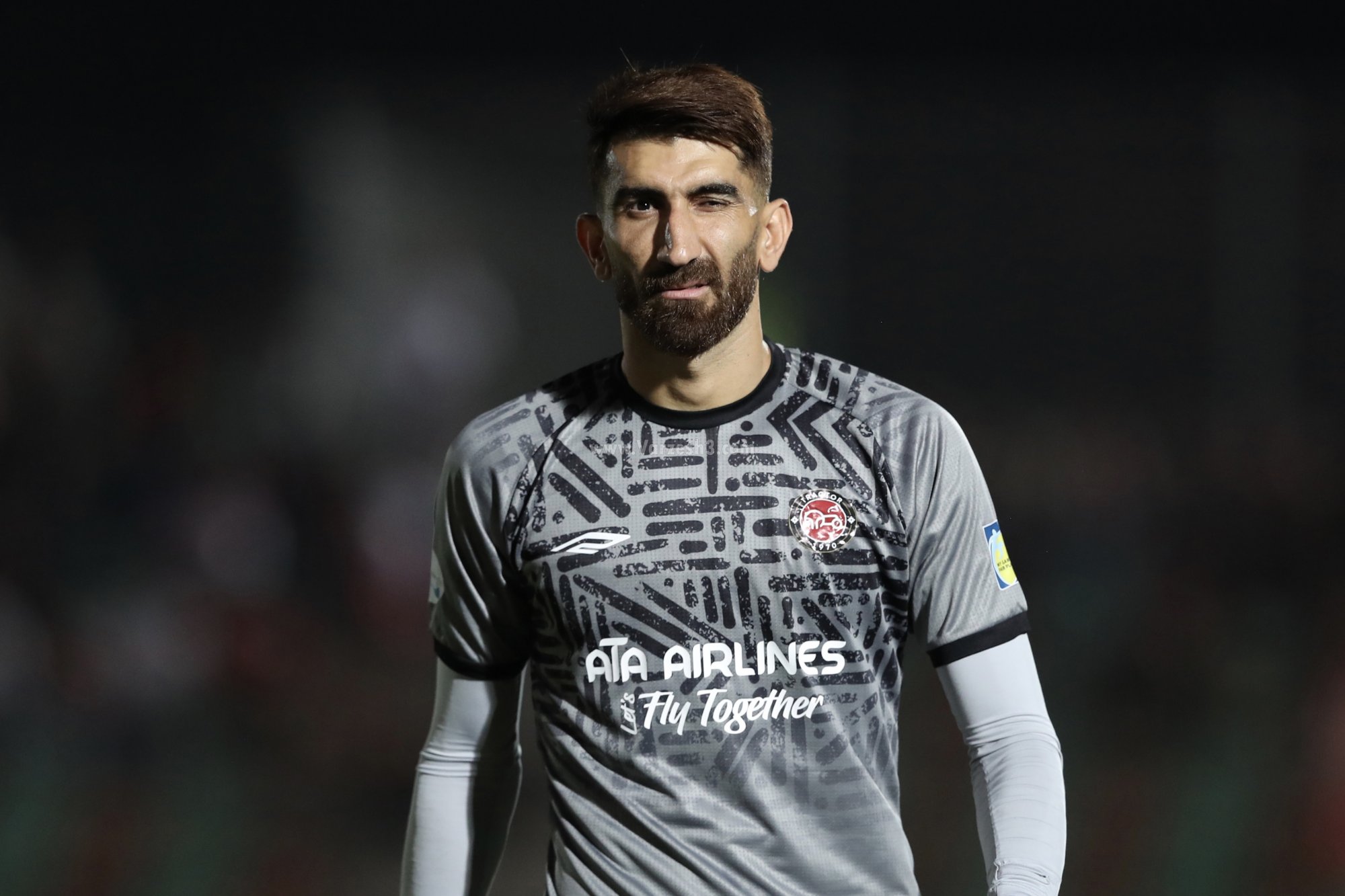 بیرانوند: می‌دانستم باید با هواداران پرسپولیس بجنگم