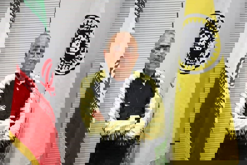 2202964