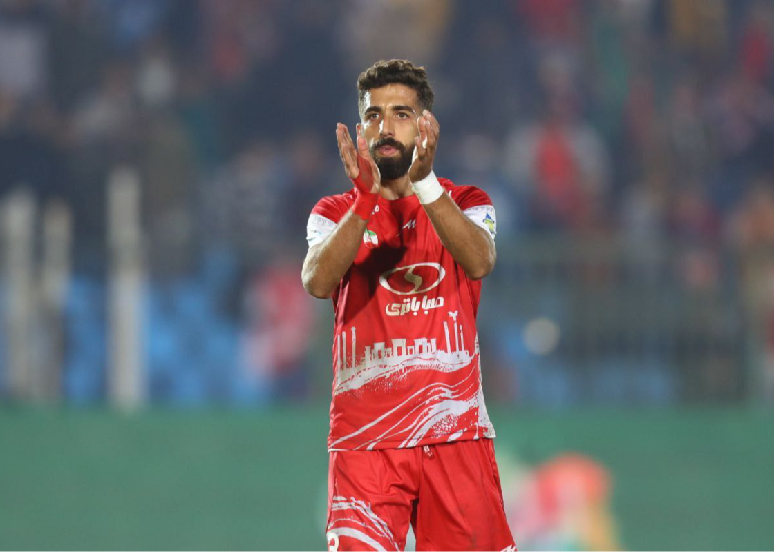 مدافع سابق پرسپولیس: خدا کند وطن‌فروش نباشم