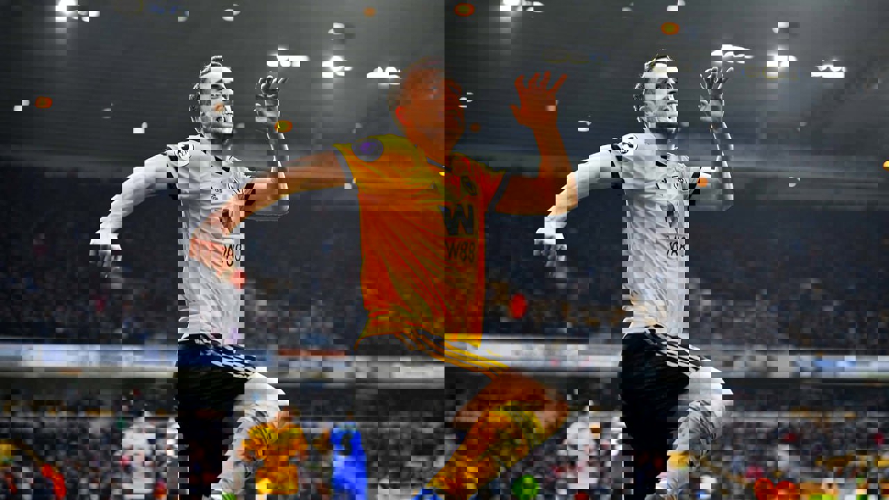 2208942