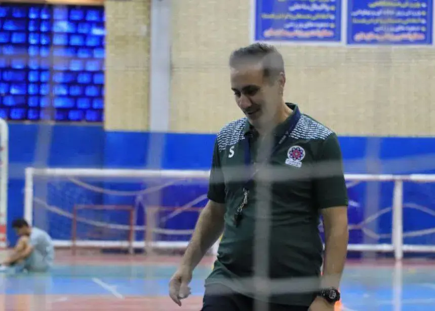 زوج جذاب باتجربه‌ترین مربی با جوان‌ترین اسکواد لیگ