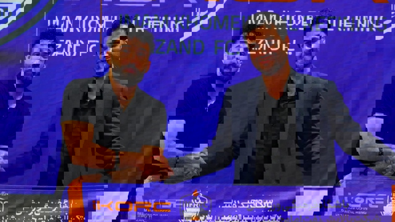 2204306