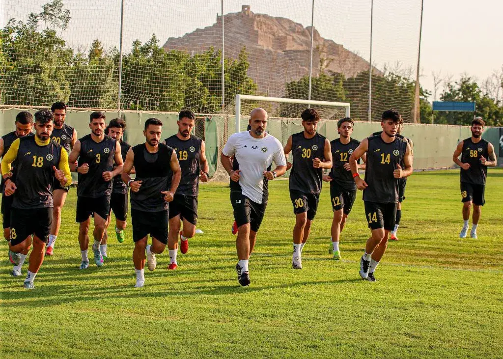 سپاهان و 4 دیدار تدارکاتی دیگر برای آماده‌سازی