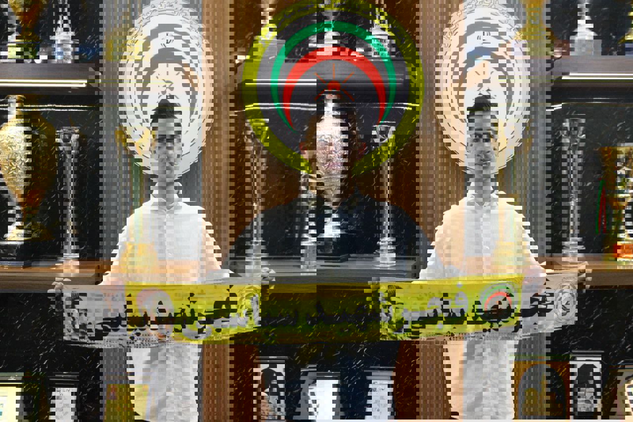 2210923