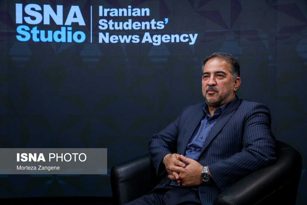 معاون پرستاری وزارت بهداشت: مردم انتظار دارند اخلاق در رفتار همه اعضای تیم سلامت دیده شود