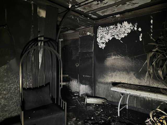 نجات ۸ نفر از جمله یک کودک دو ساله در آتشسوزی یک ساختمان اداری