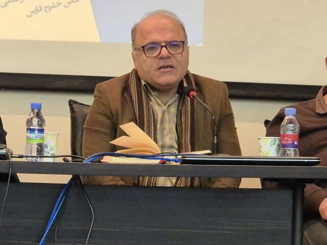 وقتی آسمان دیده نمیشود...