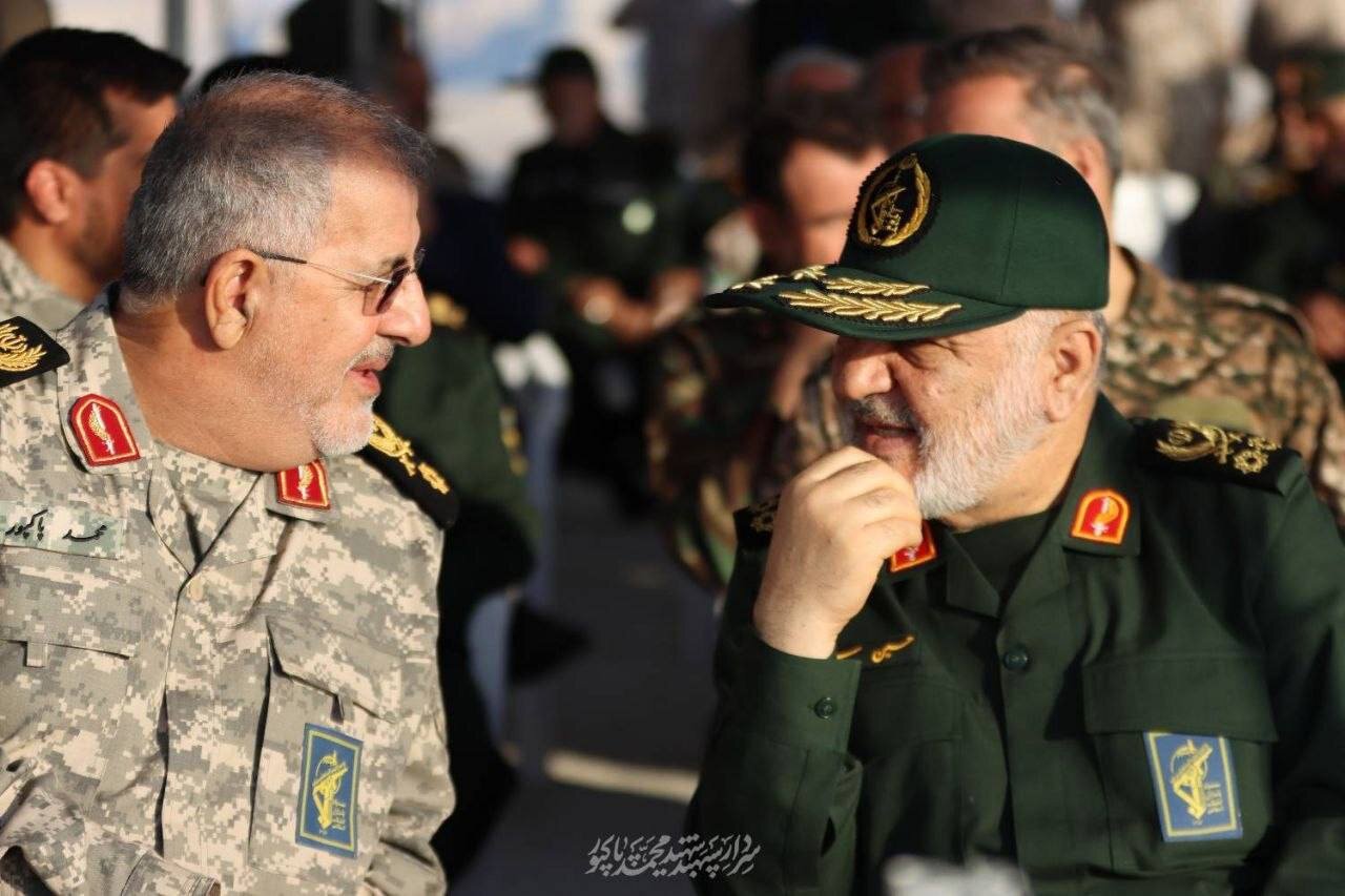 دو فرمانده کل شهید سپاه در کنار یکدیگر+ تصویر