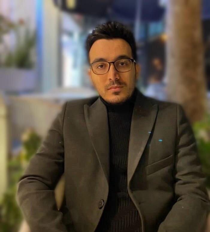 زنگ خطر برای اقتصاد ایران در محاصره / واردات خودرو، موبایل و لپتاپ باید متوقف شود