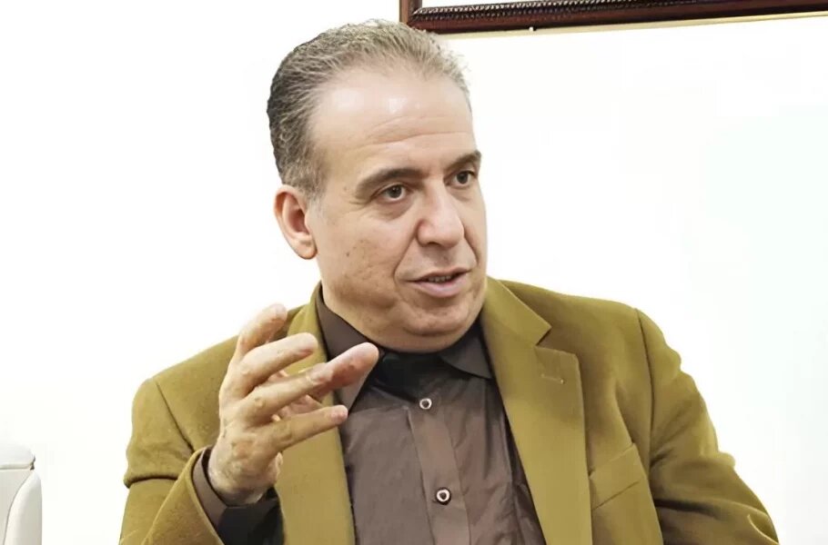 با این دستمزدها، کار کردن بیمعناست /حریری: افزایش دو سه میلیون تومانی یعنی هیچ/ حداقل دستمزد، حداقل ۲۵ درصد افزایش یابد