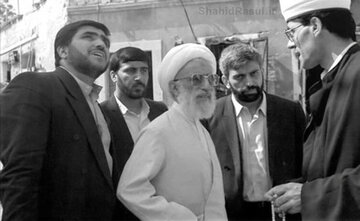 عکس | قابهایی دیده نشده از سفر آیت الله جنتی در اروپا عکس | قابهایی دیده نشده از سفر آیت الله جنتی در اروپا