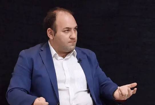 هشدار درباره بازار خودرو پس از تحریمها / صدرایی: ممکن است با «گرانی بدون معامله» روبهرو شویم / چینیها محتاطتر میشوند، عرضه کاهش مییابد